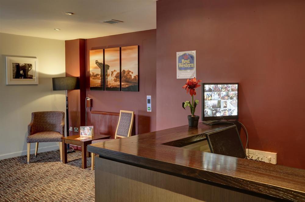 The Titan Hotel Clydebank Bagian luar foto